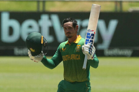South Africa name uncapped batsman, recall Nortje for India series