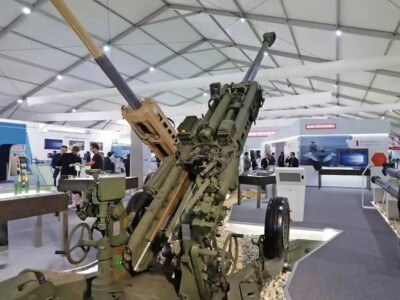 India, the world&rsquo;s biggest buyer of Russian arms, looks to diversify suppliers