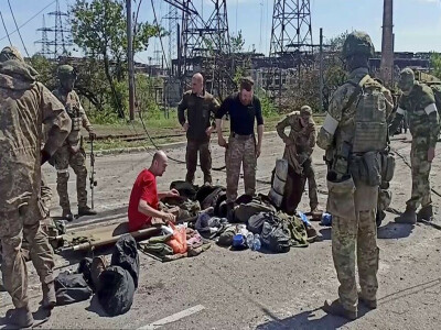 Russia says nearly 700 more Mariupol fighters surrender