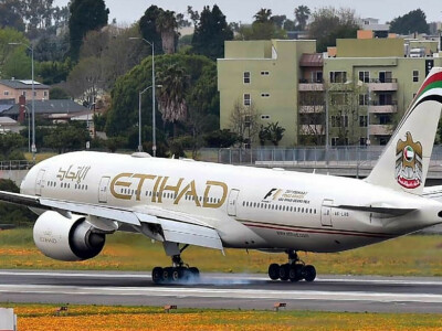 Net zero is &lsquo;biggest challenge&rsquo; for aviation: Etihad CEO