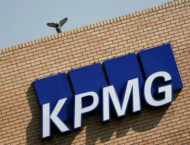 KPMG fined 3.3mn pounds over Rolls-Royce audit