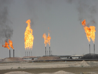 U.S. natural gas futures drop 5% as output rises, demand slips