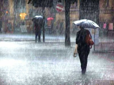 Monsoon rains lash India&rsquo;s Kerala coast, two days ahead of usual
