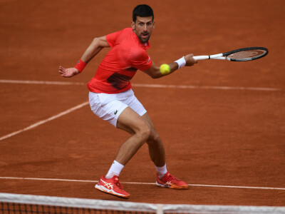 Impressive Djokovic canters into French Open last eight, Nadal clash looms