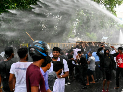 Sri Lanka police tear-gas students in fresh clashes