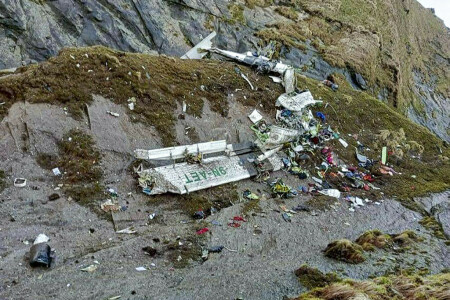 Bodies pulled from wreckage of missing Nepal plane