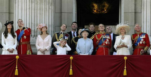 The balcony: major moments of the monarchy