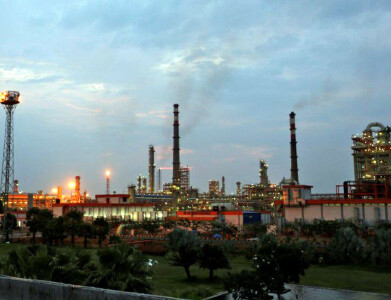 Indian private refiners profit from cheap Russian crude, state refiners suffer