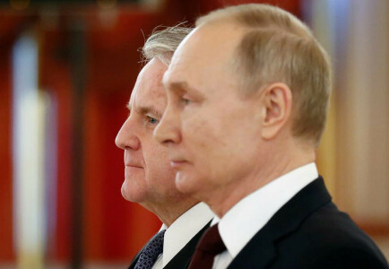 Don&rsquo;t close the embassy, U.S. ambassador tells Russia