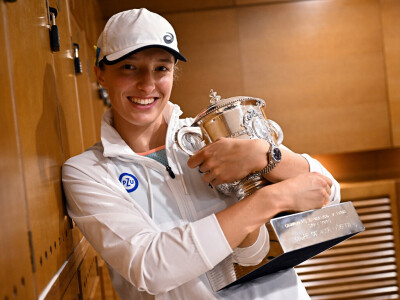Swiatek skips Berlin event with shoulder issue, targets Wimbledon