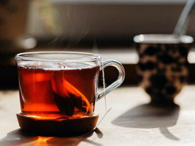 Caffeine: beneficial or harmful?