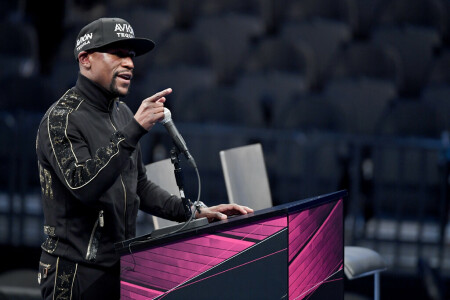 Mayweather to face MMA fighter in Japan exhibition