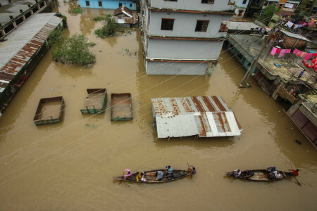 26 more dead in India monsoon fury, waters recede in Bangladesh
