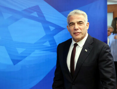 Foreign Minister Lapid to become Israel&rsquo;s prime minister, official says