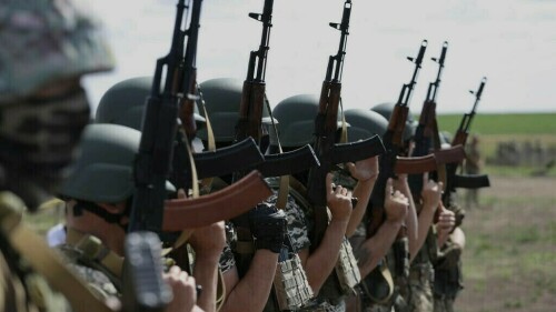 Ukraine forces ordered to withdraw from key battleground city