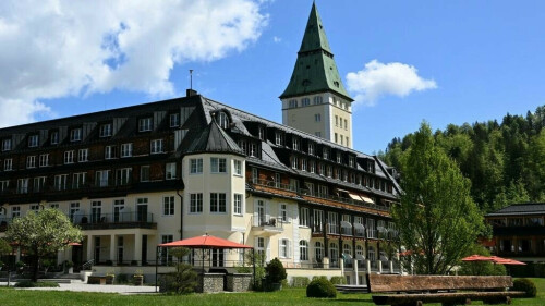 Fairytale venue with dark past for G7 summit in Germany
