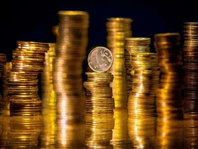 A 'default' when flush with cash: Five signs Russia ain't sinking yet