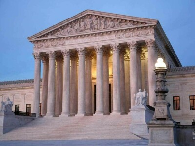 US Supreme Court limits federal power to curb carbon emissions