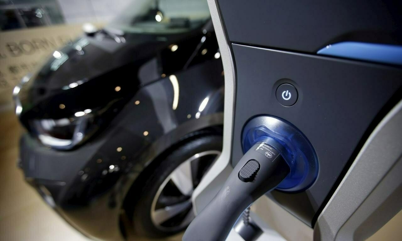 No petrol, no cars: Cubans turn to electric transport