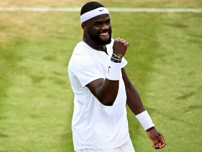 Tiafoe steals the show in Bublik circus act