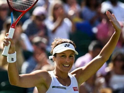 Maria stuns fifth seed Sakkari to reach first major fourth round