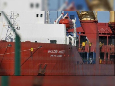 Turkey halts Russian ship, investigates Ukrainian claims