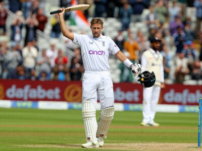Root joins elite company with 737 runs in India series
