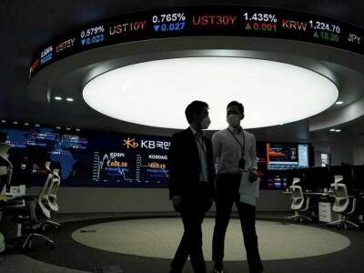 Oil rises after sell-off but euro stuck at 20-year low, equities drop