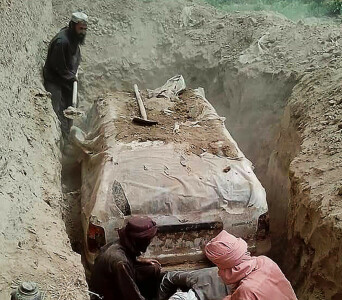 Taliban excavate ex-leader Mullah Omar's 'getaway car'