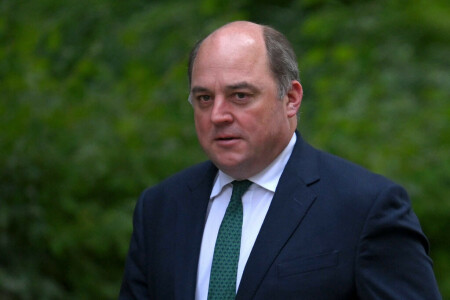 UK defence minister urges Johnson to go, says he will stay for national security