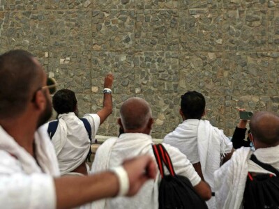 Muslim pilgrims perform Hajj's symbolic stoning of the devil