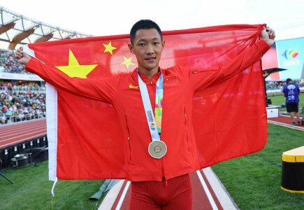 China's Wang grabs world long jump gold with final leap