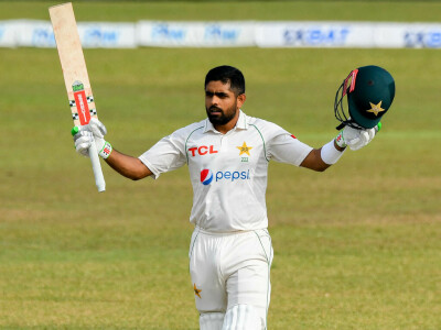 Azam hits ton as Pakistan fight back in first Sri Lanka Test