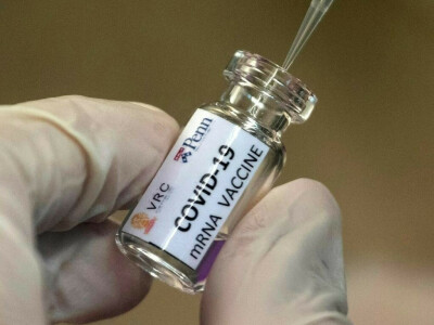 India&rsquo;s COVID vaccinations hit 2bn, new cases at four-month high