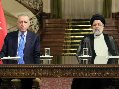 Iran warns Erdogan off Syria operation, ahead of summit with Putin