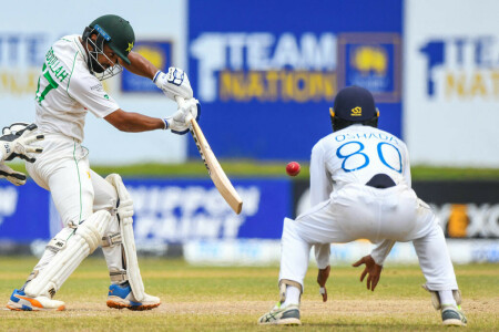 Shafique stars as Pakistan complete record chase to win in Galle