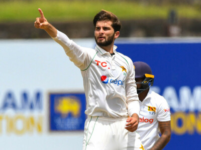Shaheen out of second Sri Lanka Test with knee injury