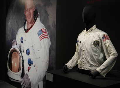 Buzz Aldrin&rsquo;s Apollo 11 jacket sold for $2.7mn