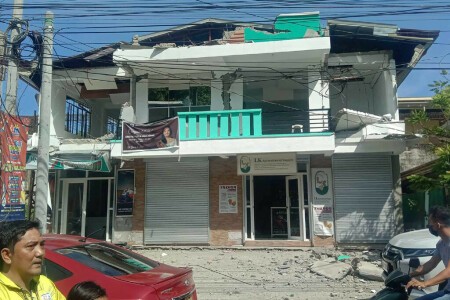 Powerful 7.1 earthquake strikes Philippines; at least 4 dead