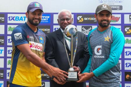 Jayasuriya stars again as Sri Lanka thrash Pakistan to level Test series