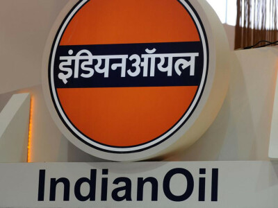 Indian Oil posts first loss in over 2 years as marketing margins fall