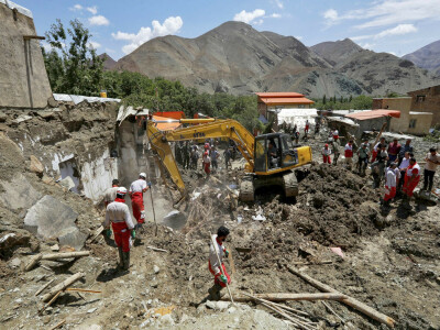 Death toll from week-long Iran flooding tops 80