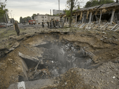 Zelensky urges evacuation of Ukraine&rsquo;s frontline Donetsk