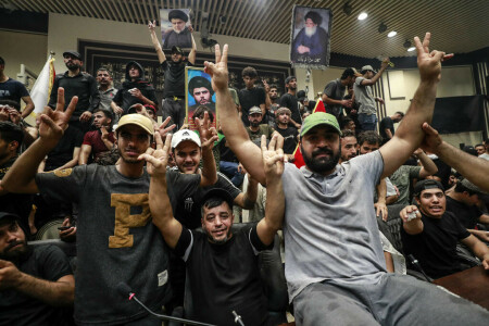 Pro-Sadr protesters vow to remain inside Iraq parliament
