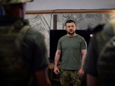 Zelenskiy says Ukraine unbowed, even Russians expect defeat