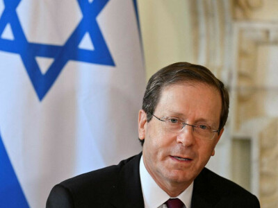 Israel&rsquo;s president speaks to Putin over Russian push to ban Jewish non-profit