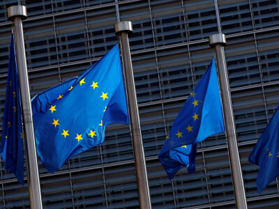 EU says US plan for EV tax breaks discriminatory, may breach WTO rules