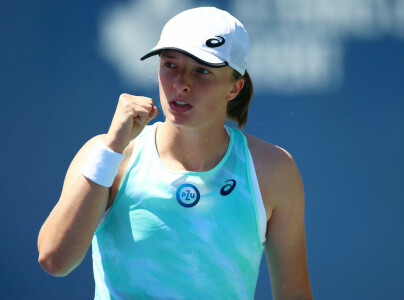 Swiatek ambushed by Brazil&rsquo;s Haddad Maia in Toronto