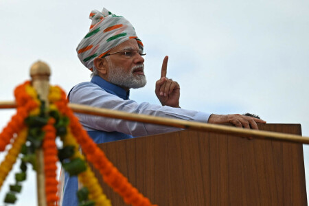 Modi says India aims to become developed nation in 25 years