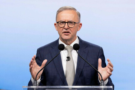 Australian PM accuses Morrison of &lsquo;trashing&rsquo; democracy